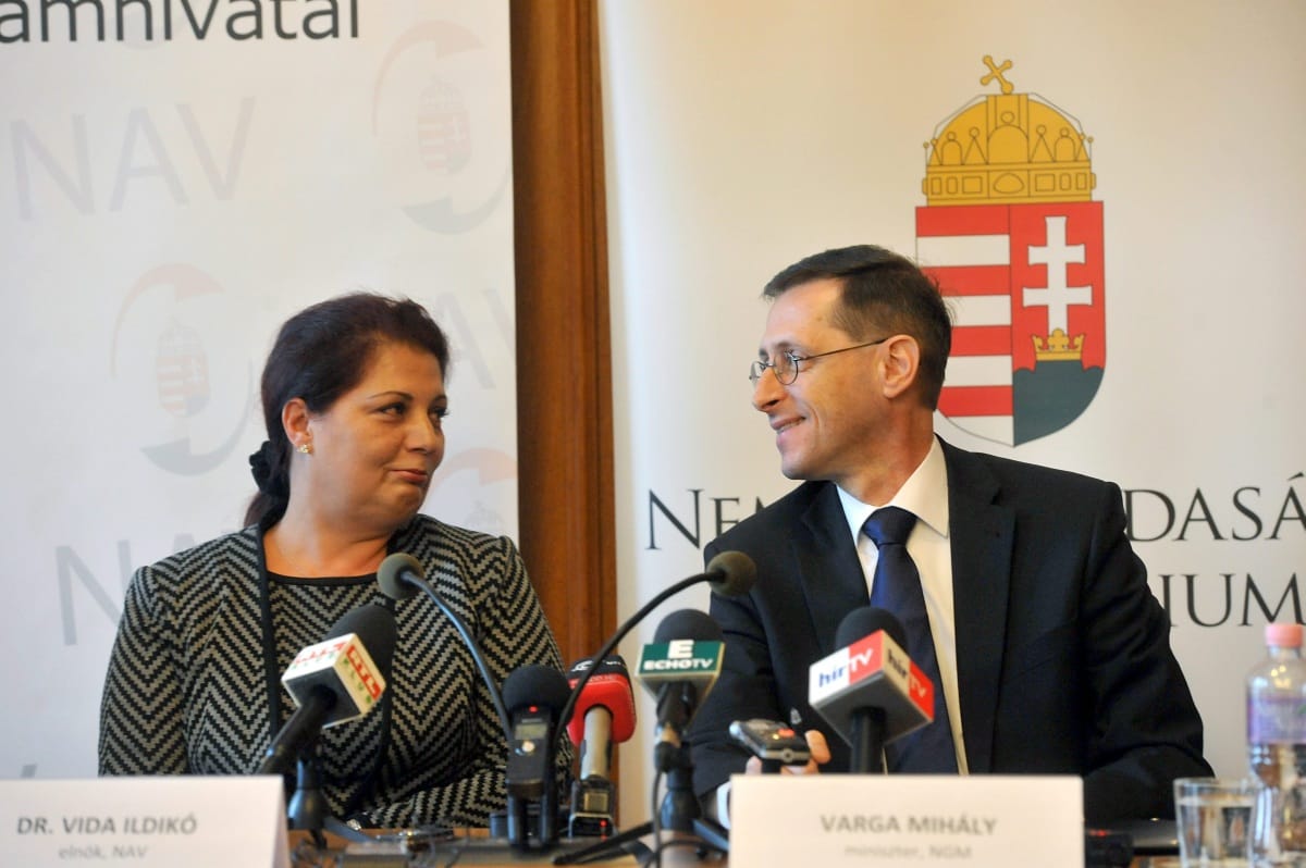 Varga hiába akarná Orbán helyett kirúgni a NAV elnökét