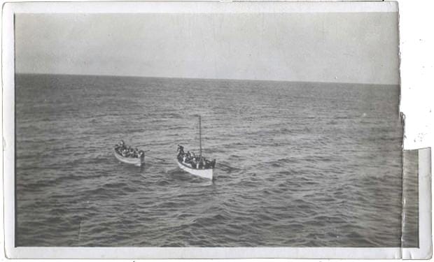 Sosem közölt fotók: ezt láthatták a Titanic túlélői a katasztrófa után
