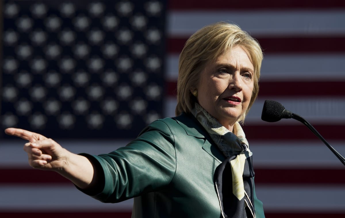 Clintonné kiosztott egy méretes sallert Trumpnak