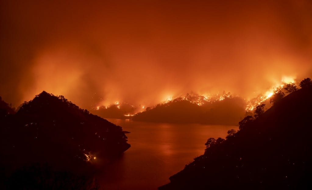 Egy hete lángol Kalifornia, eddig 175 ezer embert telepítettek ki