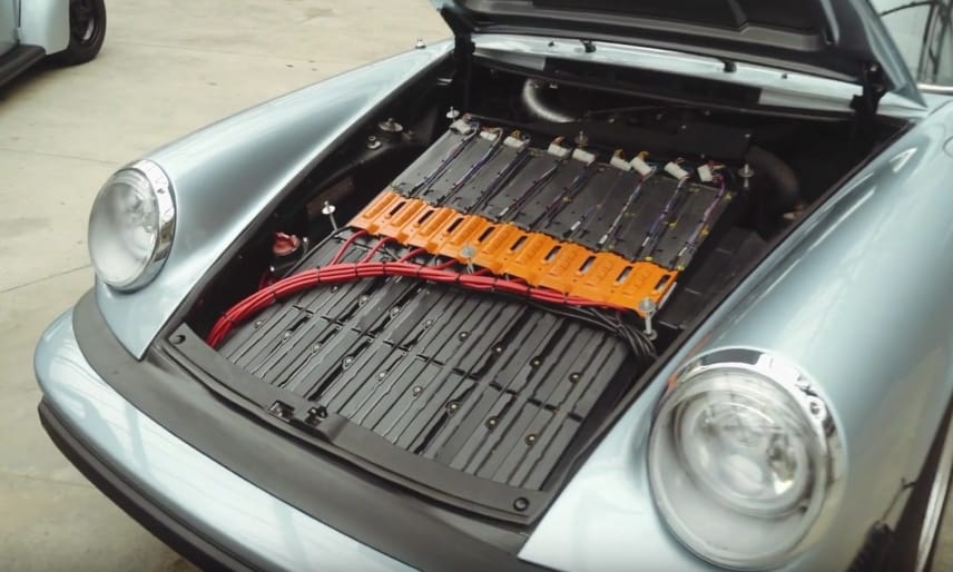 Videó: Egy tisztán elektromos Porsche 911, ami jobban gyorsul a benzinesnél