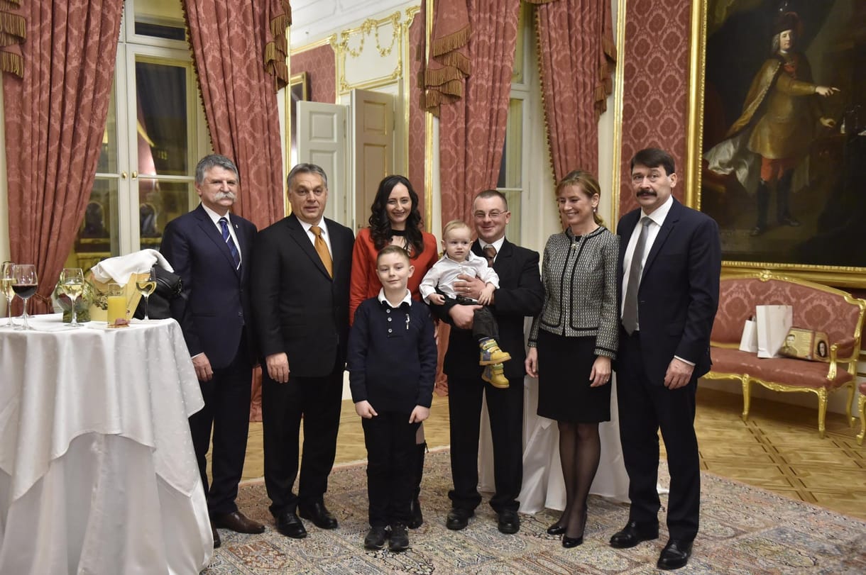 Ezt a videót nem hagyhatta ki Orbán, mégiscsak teljesült egy ígéretük