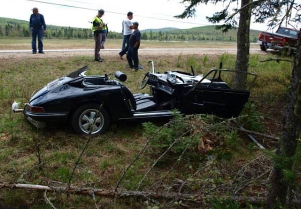 Így kell rommá zúzni egy veterán Porsche 911-est – fotó