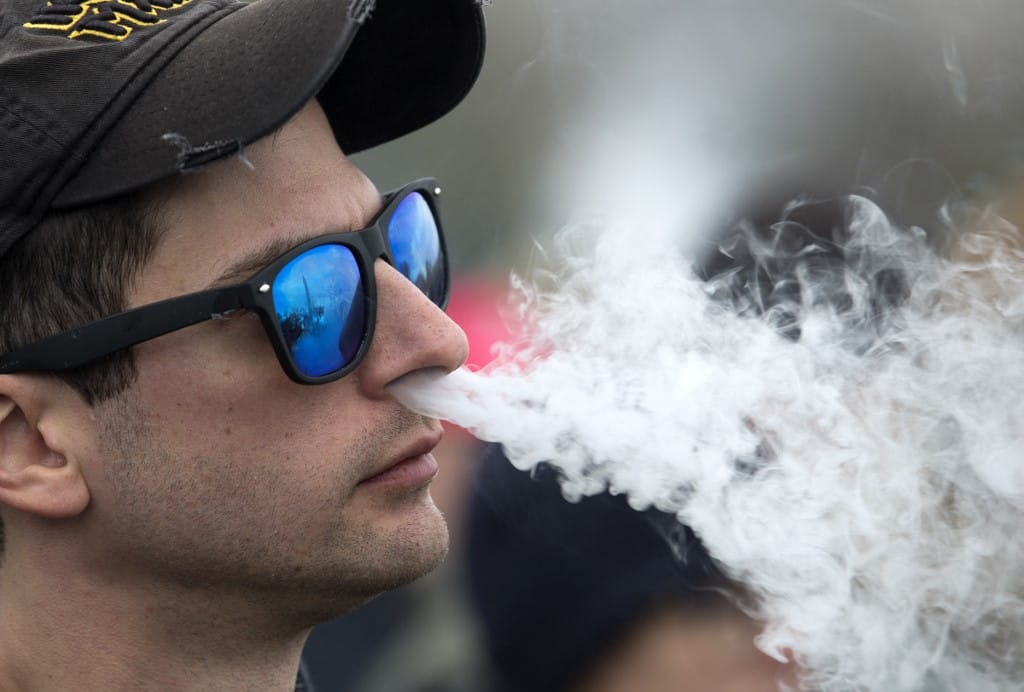 Német kardiológusok: Az e-cigaretta annyira veszélyes, hogy fontolóra kell venni betiltását