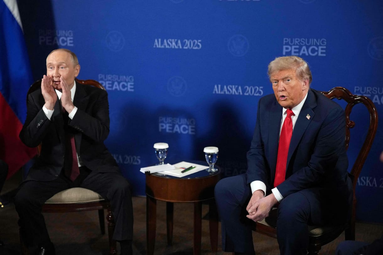 Trump és Putyin bezárkóztak, megkezdődött az alaszkai tárgyalás