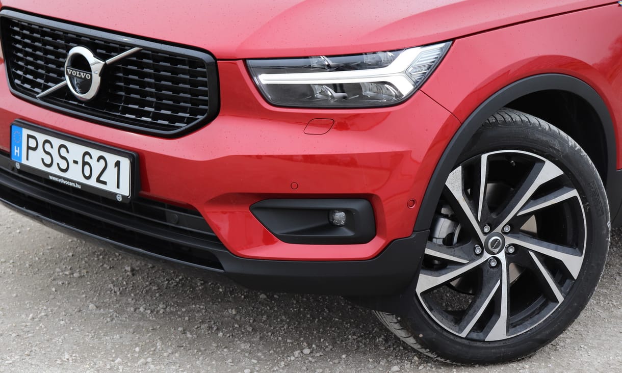 Lehet egy hengerrel kevesebb? Piacon az első 3 hengeres Volvo