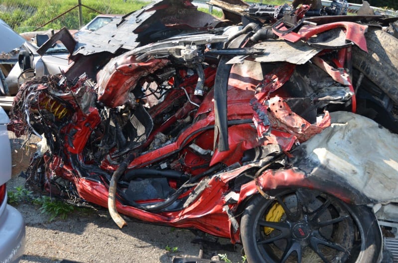 Teherautónak ütközött egy Porsche GT2 RS