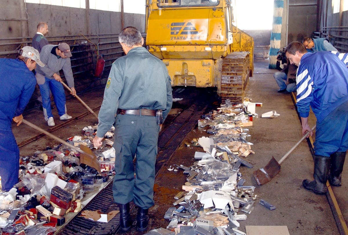 Főleg ők veszik a hamis ruhát, élelmiszert