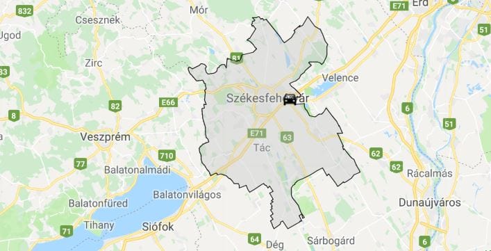 Hármas karambol miatt áll az M7-es Székesfehérvárnál