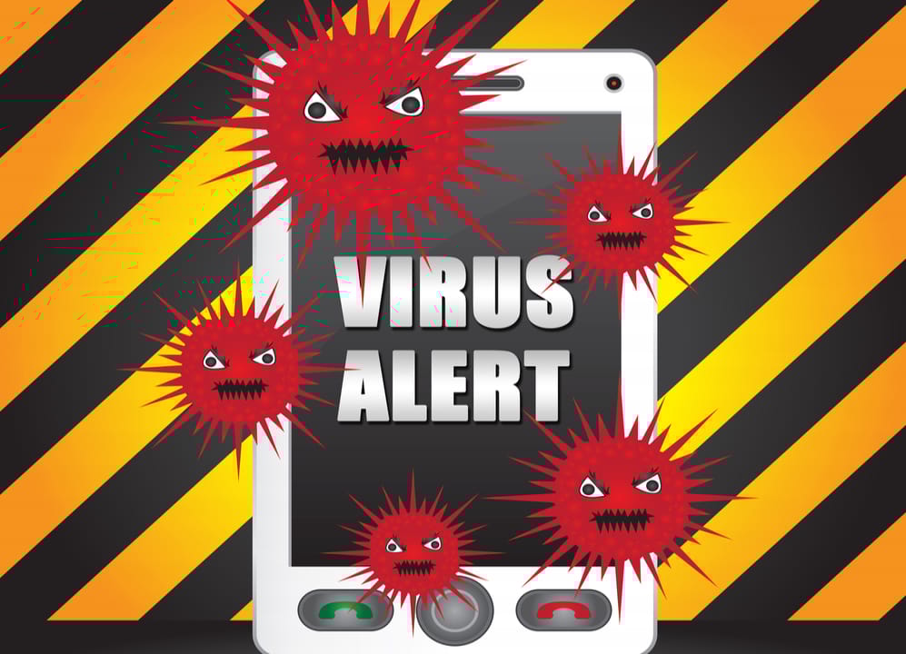 Igen veszélyes: egyszerre támadja egy malware a telefont és a PC-t