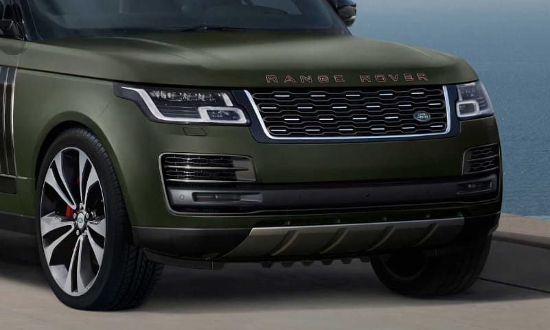 Luxus kimaxolva: minden földi jóval telepakolt Range Rover érkezett