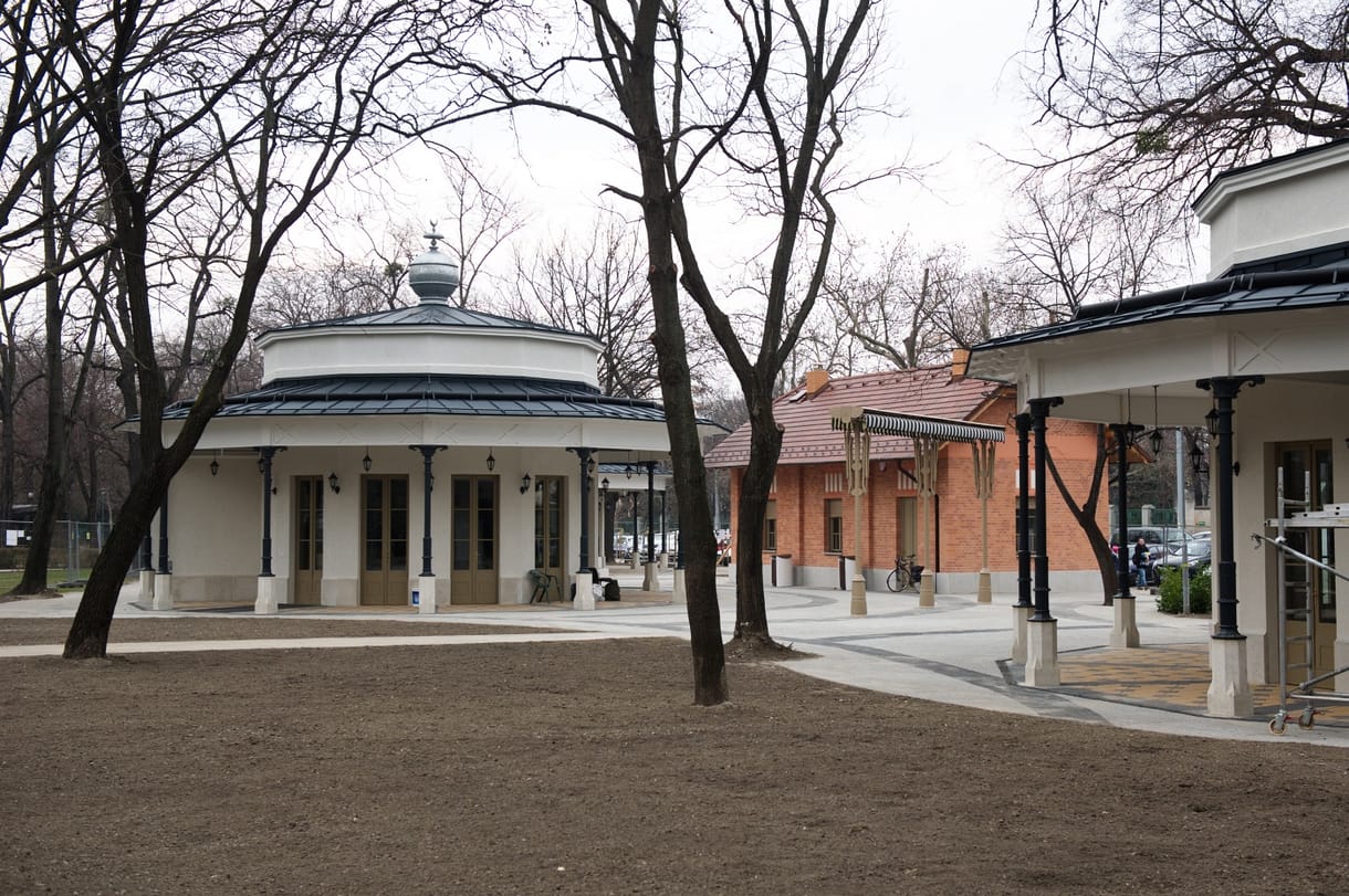 Fotók: Elkészültek a Városliget békebeli pavilonjai