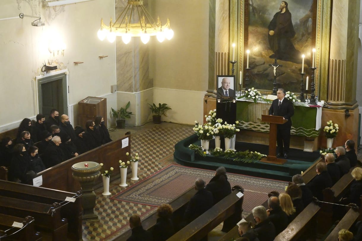 Elbúcsúztatták Kriza Ákost, Orbán Viktor is ott volt