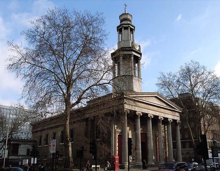 Londoni kriptából rémisztő kortárs galéria