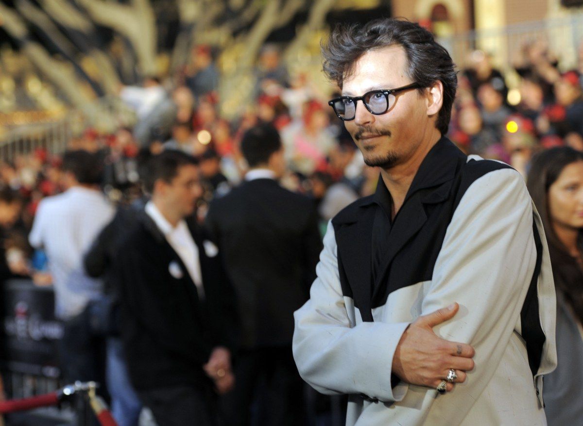 Szexuális erőszak a fotózás? Johnny Depp megint elszólta magát