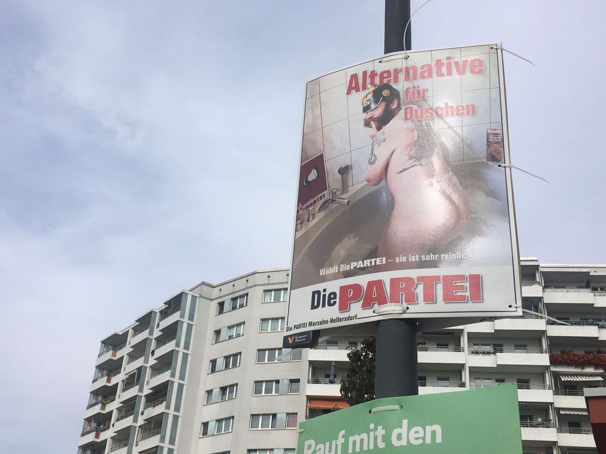 Így harapnak a német kétfarkú kutyák