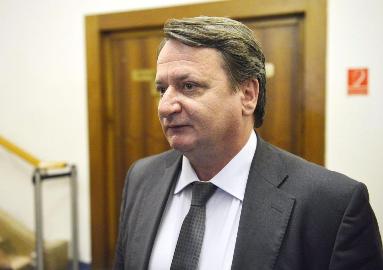 Kovács Bélának agyműtétje volt Oroszországban, most koronavírussal kezelik