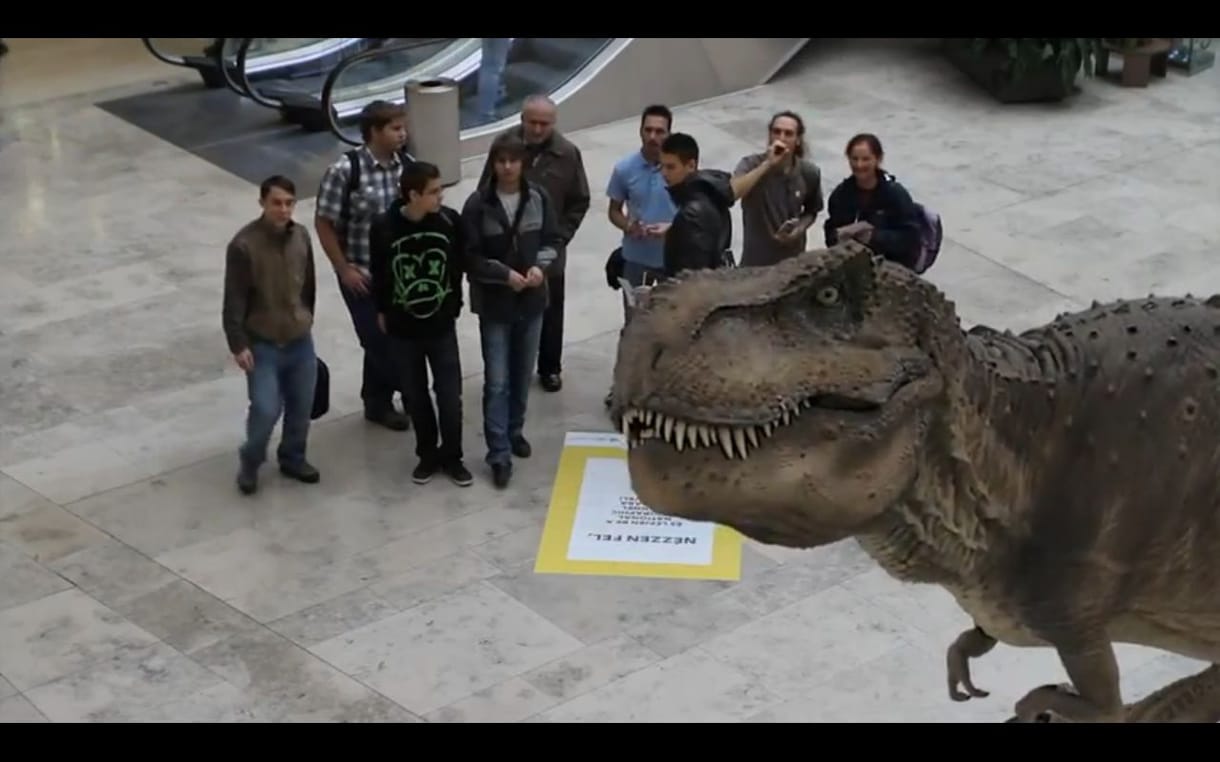 Dinoszauruszok és delfinek a hazai plázákban (videó)