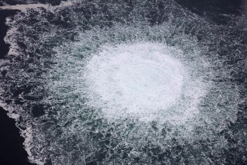 A Richter-skála szerinti 2,3, illetve 2,1-es robbanások miatt kezdett szivárogni az Északi Áramlat
