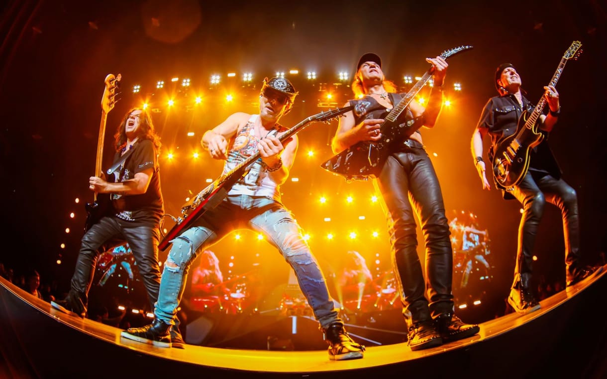 Azonnali műtéttel kezelték a Scorpions énekesét