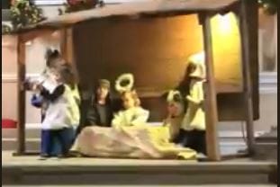 Kisebb bunyó tört ki az ovis betlehemezésen - videó