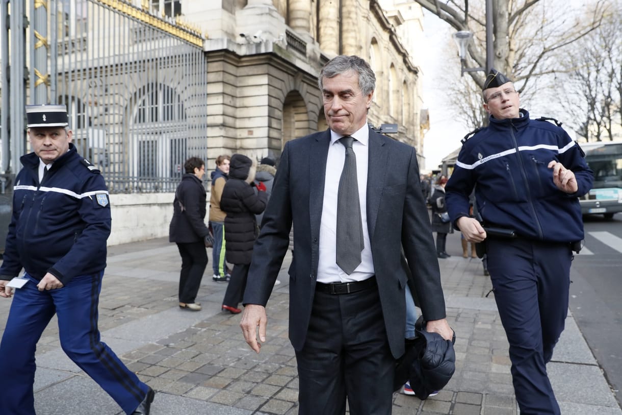 Börtönbe megy-e az adócsaló miniszter? Igény, az volna rá