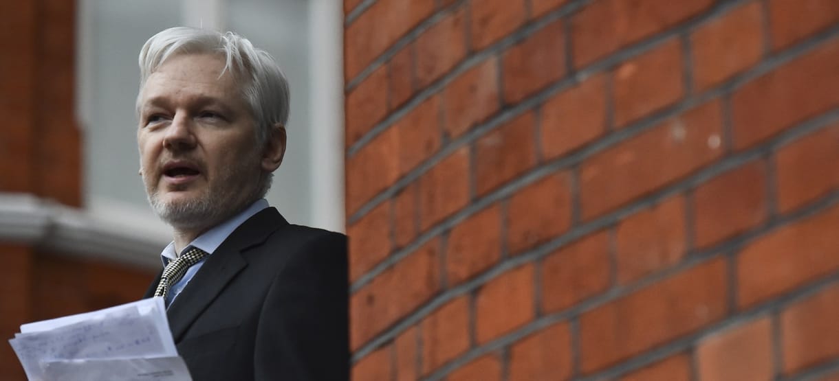 Assange továbbra is bajban lesz, ha ki merészel lépni az ecuadori nagykövetség kapuján