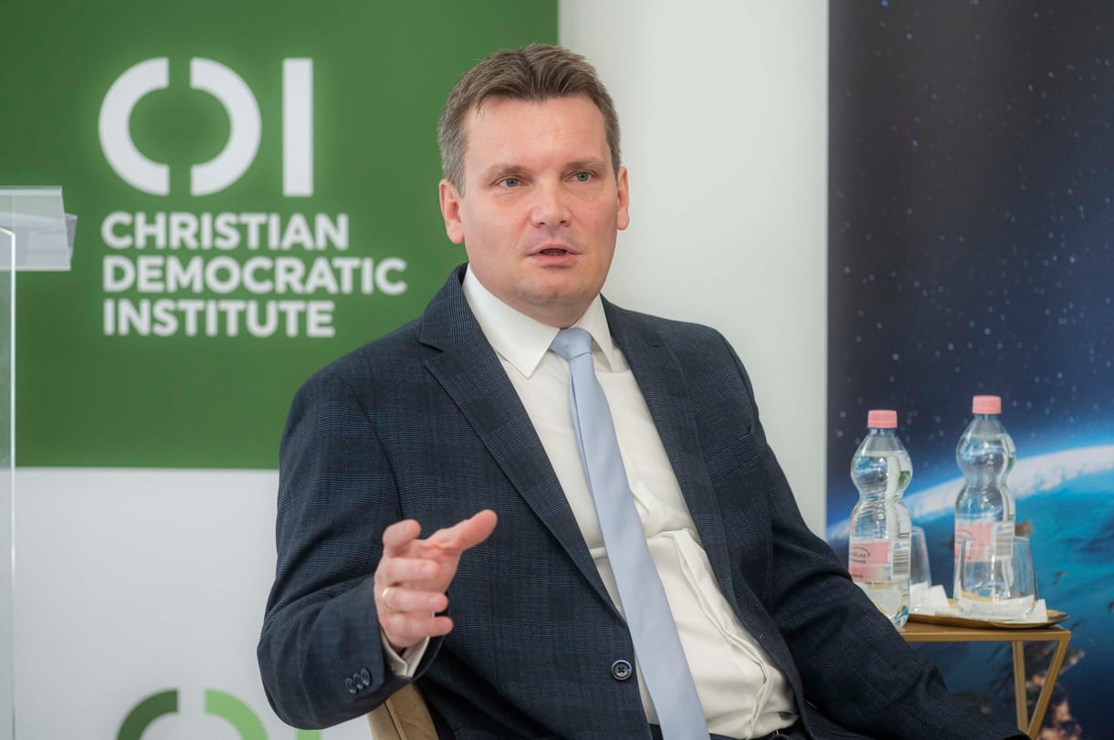 Feljelentette Semjén Zsoltot a KDNP-ből kiugrott Gaal Gergely