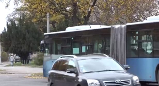 Sokkot kapott két kisgyerek, amikor szüleik ki akartak rabolni valakit Pécsen