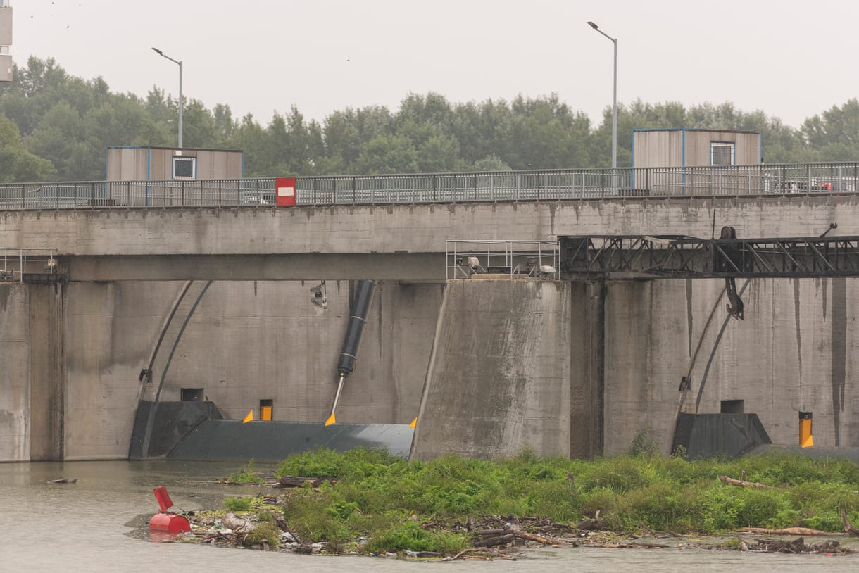 Kisebb árhullám lesz a Dunán, a Tisza néhány szakaszán árvízvédelmi készültség lesz