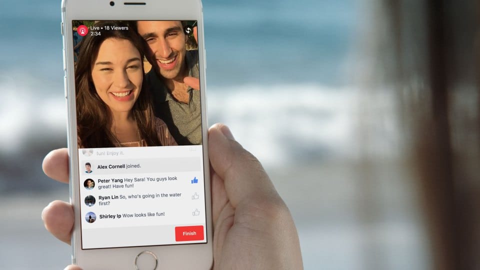 Pénzt lehet majd keresni a facebookos élő videókkal