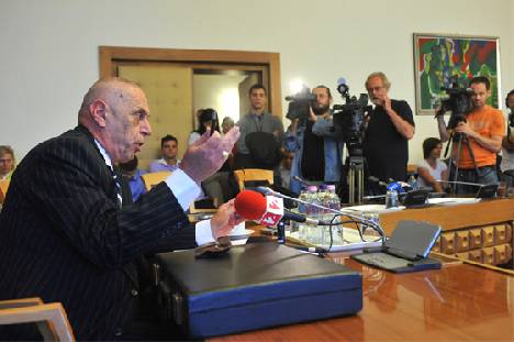 Gergényi már nem emlékszik, készültek-e oszlatásra 2006-ban