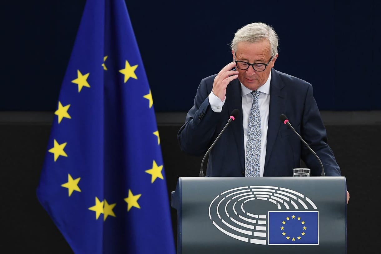 Juncker szerint Orbán legyen hálás Merkelnek, ahelyett, hogy kritizálná