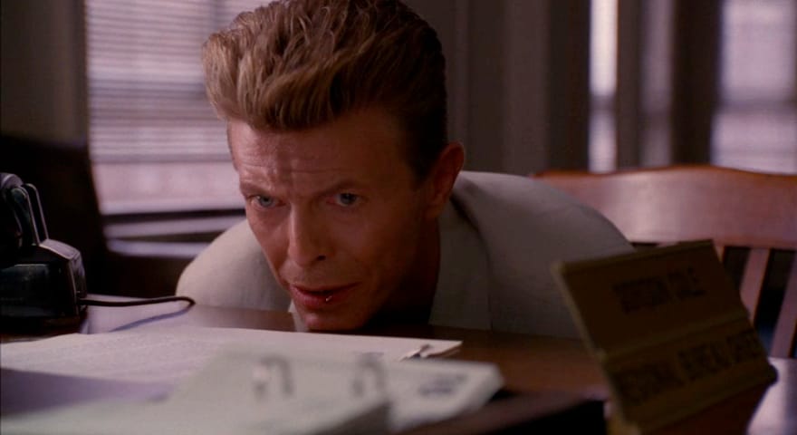 Ötmilliónál is többet fizetett valaki David Bowie hajtincséért