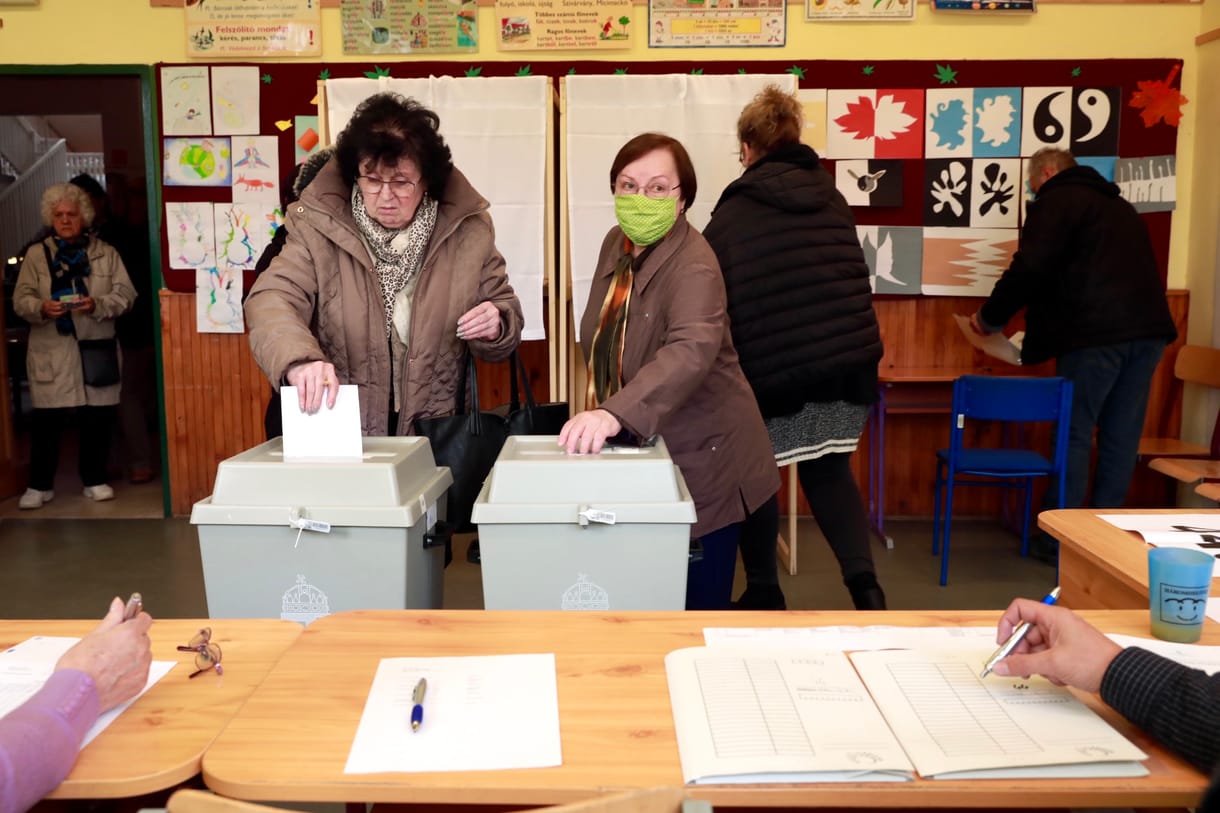 A választók 40 százaléka adta le a szavazatát eddig