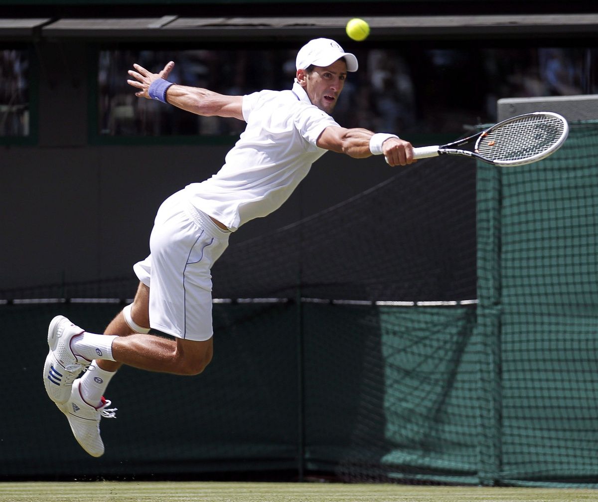 Wimbledon: Gyokovics összetörte az ütőjét, de továbbment
