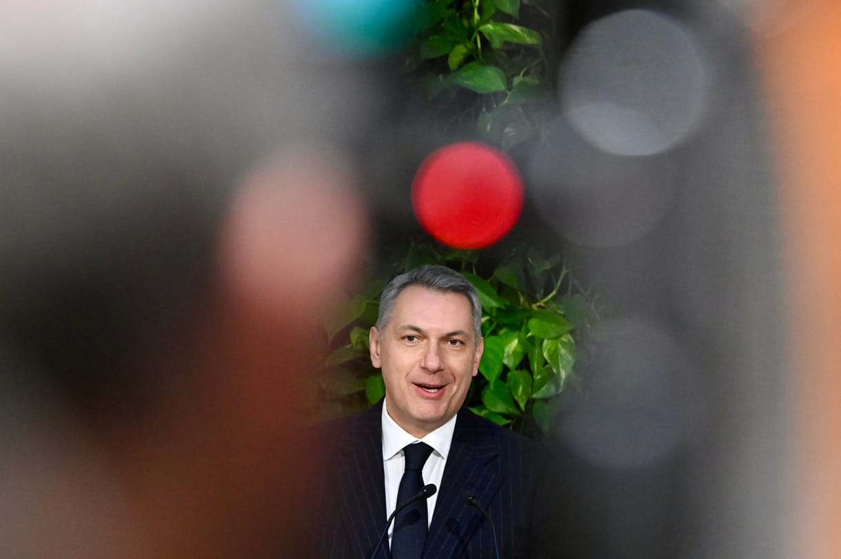 Egyszeri 50 ezer forinttal becsüli meg a vasutasok munkáját Lázár János