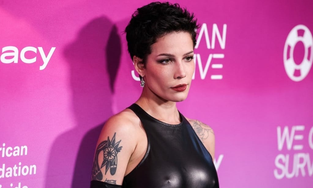 Koncertje előtt, a színpadon vetélt el 9 éve Halsey