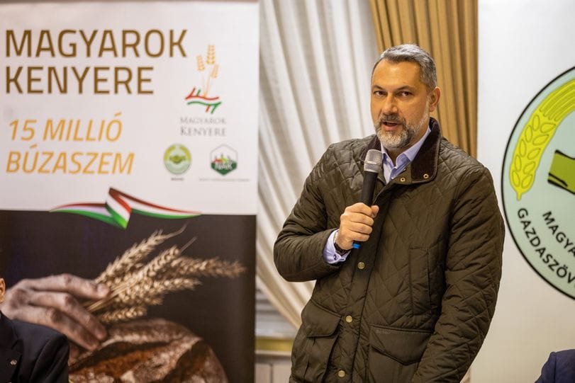 Szobánként 200 millióért épül új luxushotel a Lázár János vezette Mezőhegyesi Ménesbirtokon