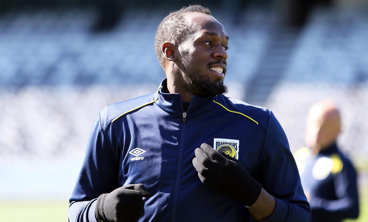 Usain Bolt duplázott első igazi meccsén