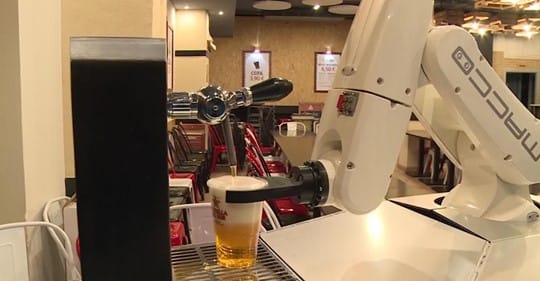 Mit szólna ahhoz, ha egy robot csapolná a sörét?