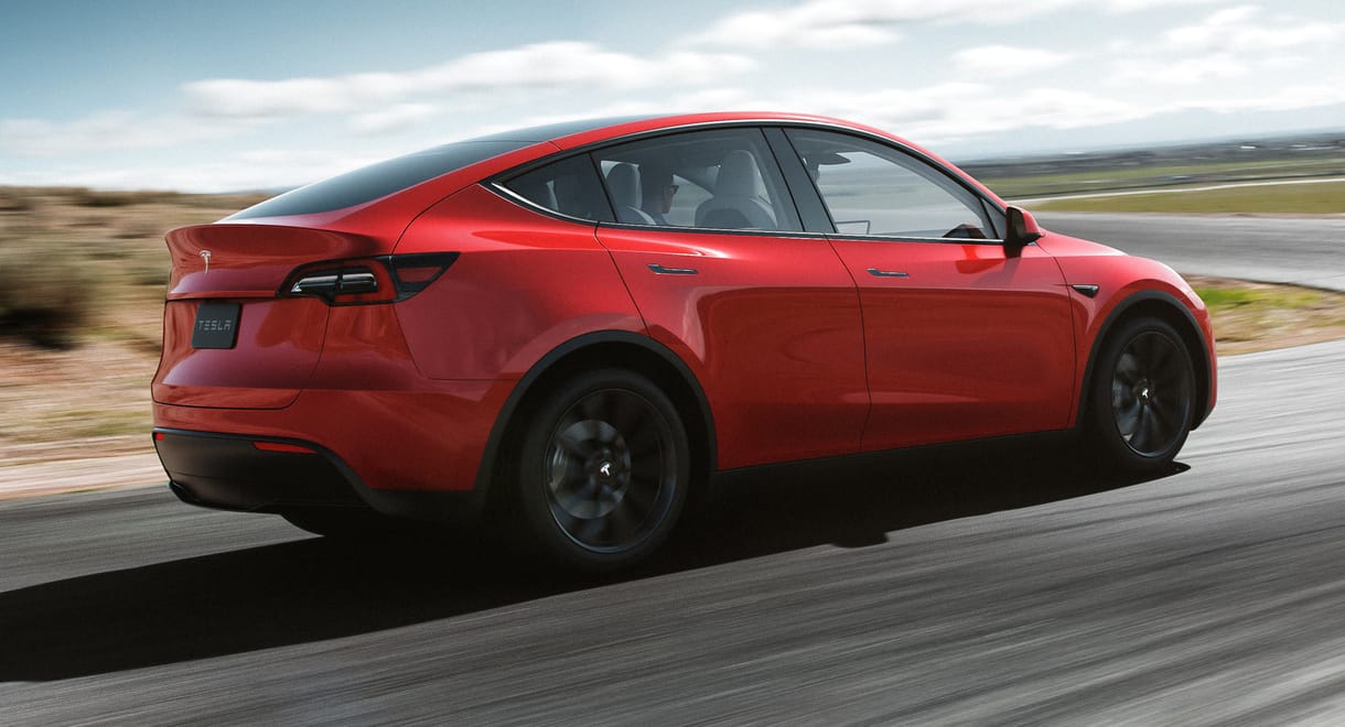 17,7 millió forinton nyit a vadonatúj Tesla Y a szomszédban