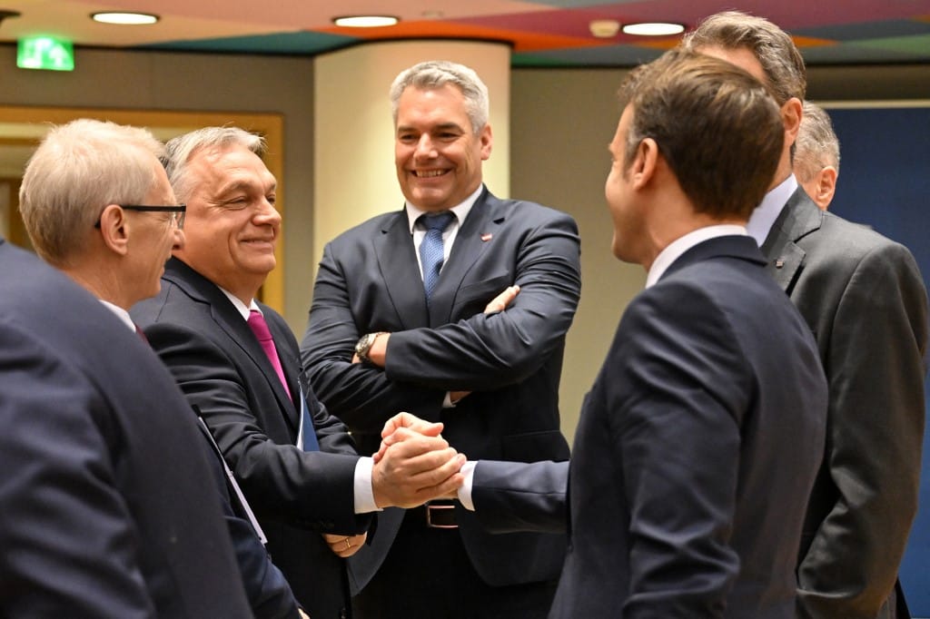 Die Presse-elemzés az Orbán-EU-csörte után: Eljött a politikai zsarolók kora, akik udvariasan követelik a védelmi pénzt