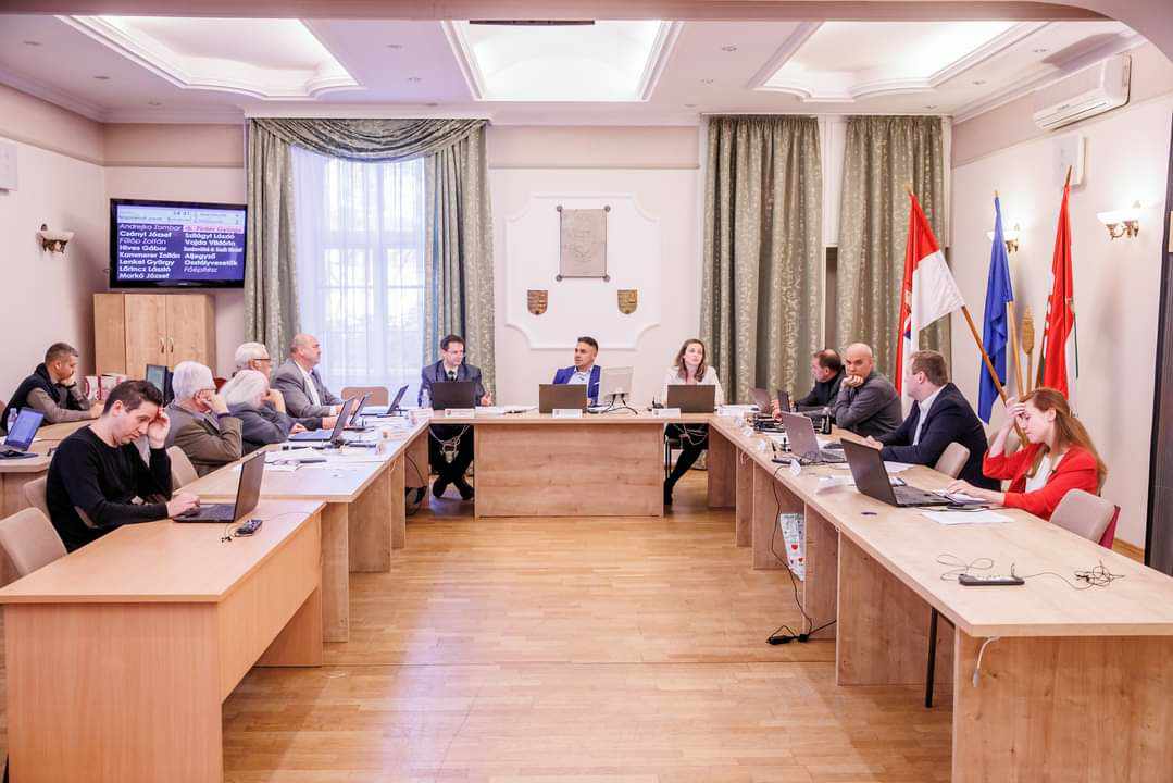8,5 milliót kapott a DK-ból kizárt volt gödi alpolgármester a fideszes polgármester javaslatára