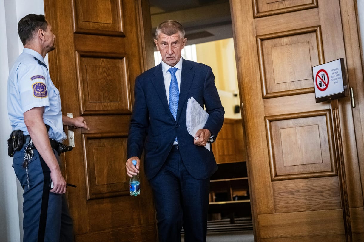 Egy bitcoinadomány lehet az utolsó szög a cseh kormány koporsójában