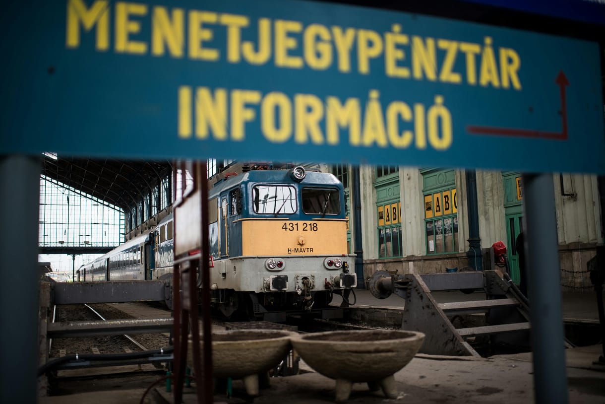 Vigyázzon, szerda hajnalban nem tud majd vonatjegyet venni!