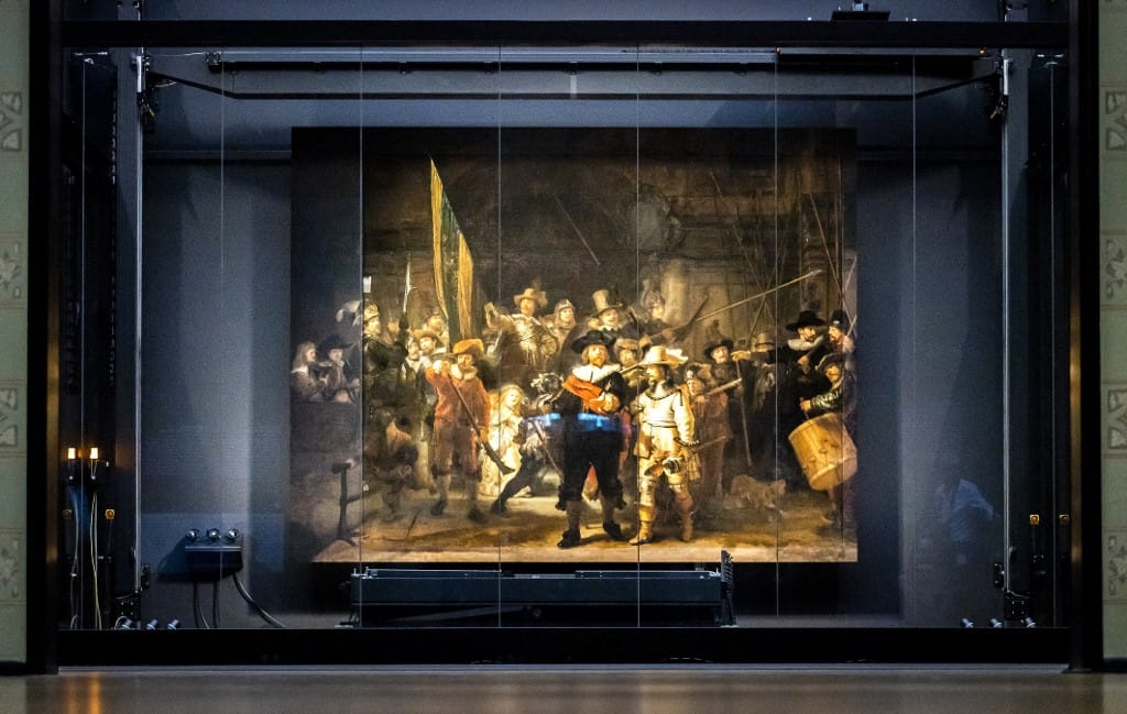 Visszanyeri régi fényét Rembrandt megkopott Éjjeli őrjárata 