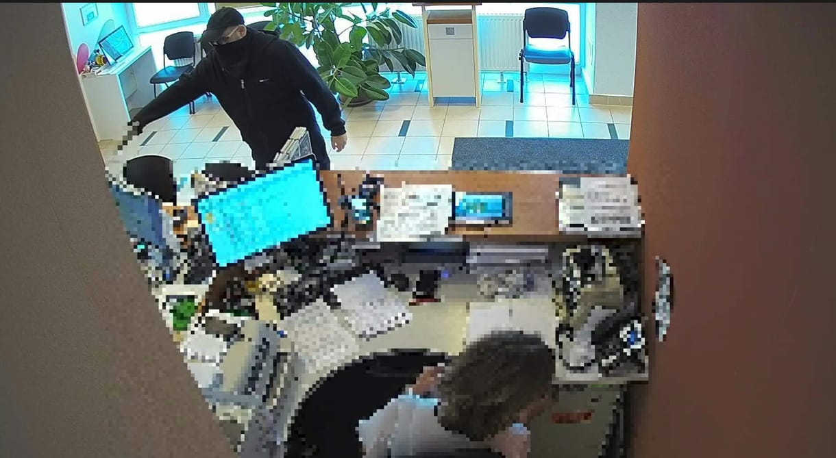 A bankokat rabló volt tévés feleségét is őrizetbe vette a rendőrség