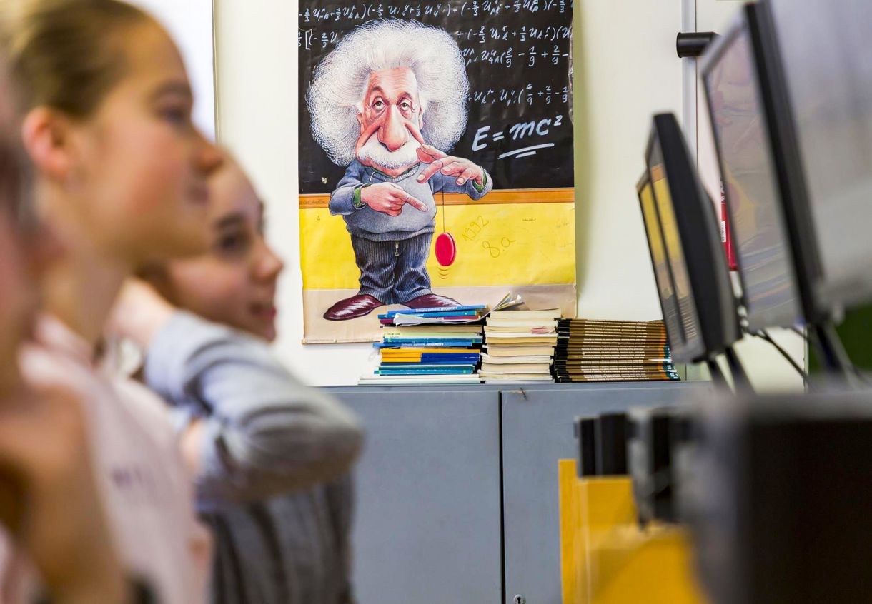 Minden idők egyik leggyengébb teljesítményével is előzik matekból az átlagot a magyar diákok – Mit mutat a TIMSS-mérés?