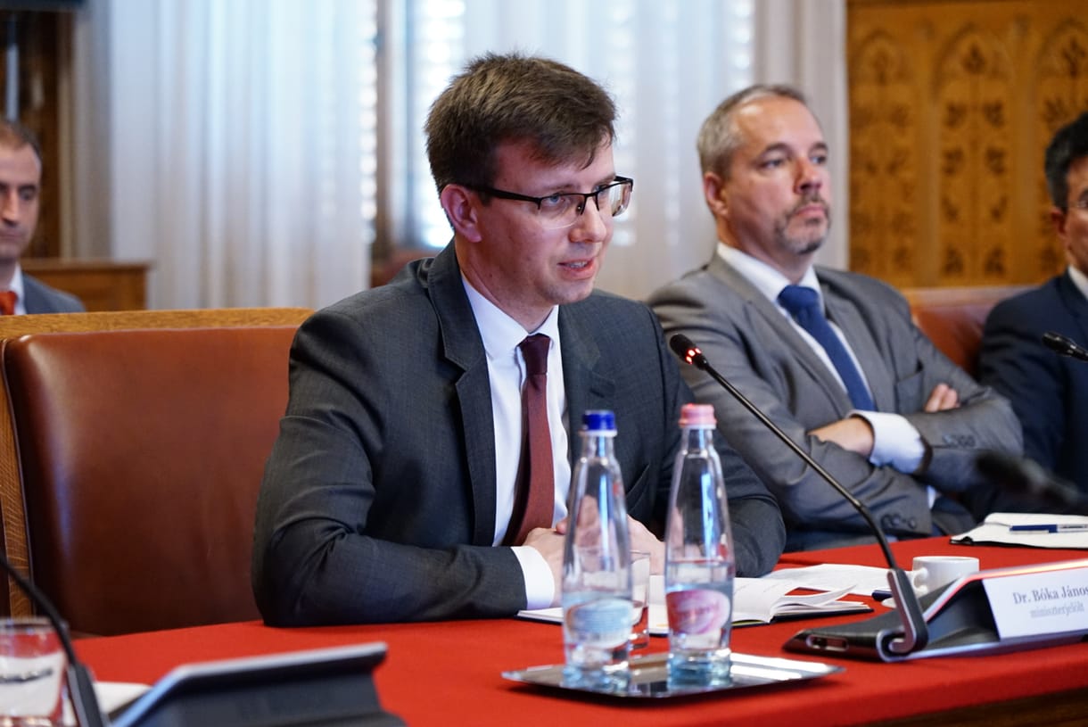 Tízmilliókat fektetett állampapírba a kormány új EU-ügyi minisztere